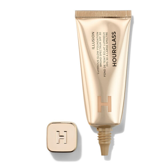 HOURGLASS ILLUSION LUMINOUS GLOW FOUNDATION