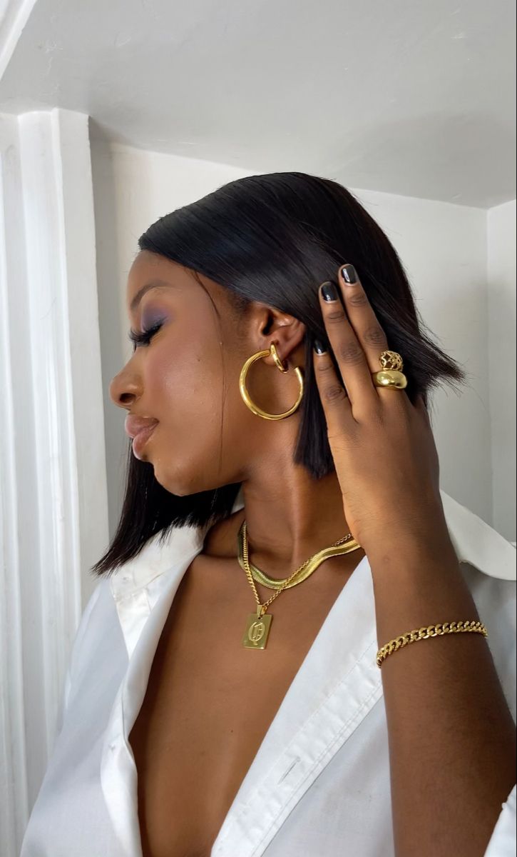 High-shine Gold statement jewelry set