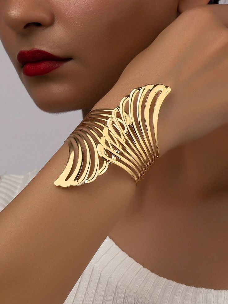 Saudi Arabia Style 24k Gold plated wing-shaped bracelet